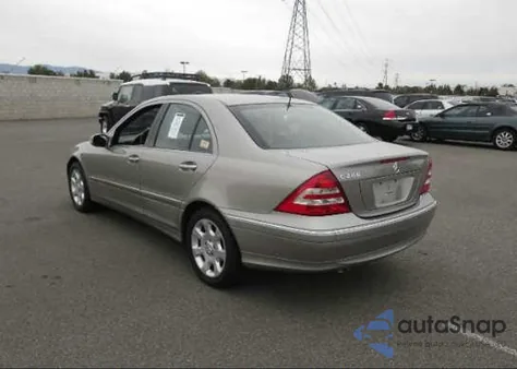 2006 Mercedes-Benz C280 Gen 2006 C280 from USA, damaged, VIN WDBRF54H16A838834